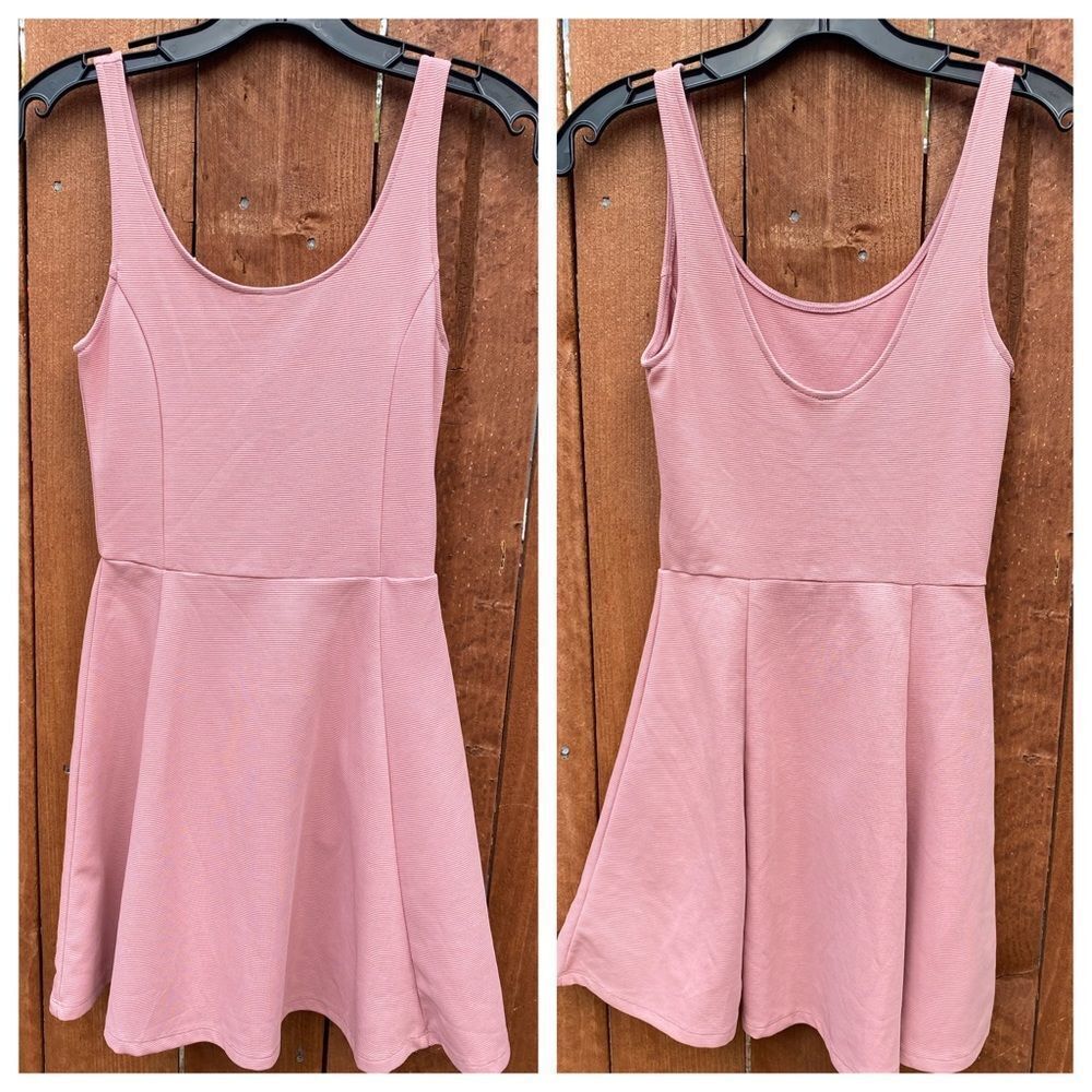 Divided H&M Ribbed Pink Dress - Picture 2 of 10
